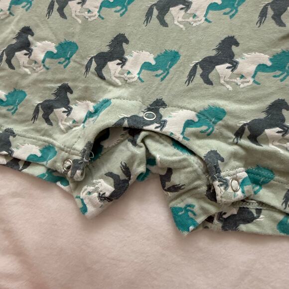 Kickee Pants Baby Romper 12-18M Horses Print Polo Short Sleeve Bamboo One-Piece - Picture 4 of 5